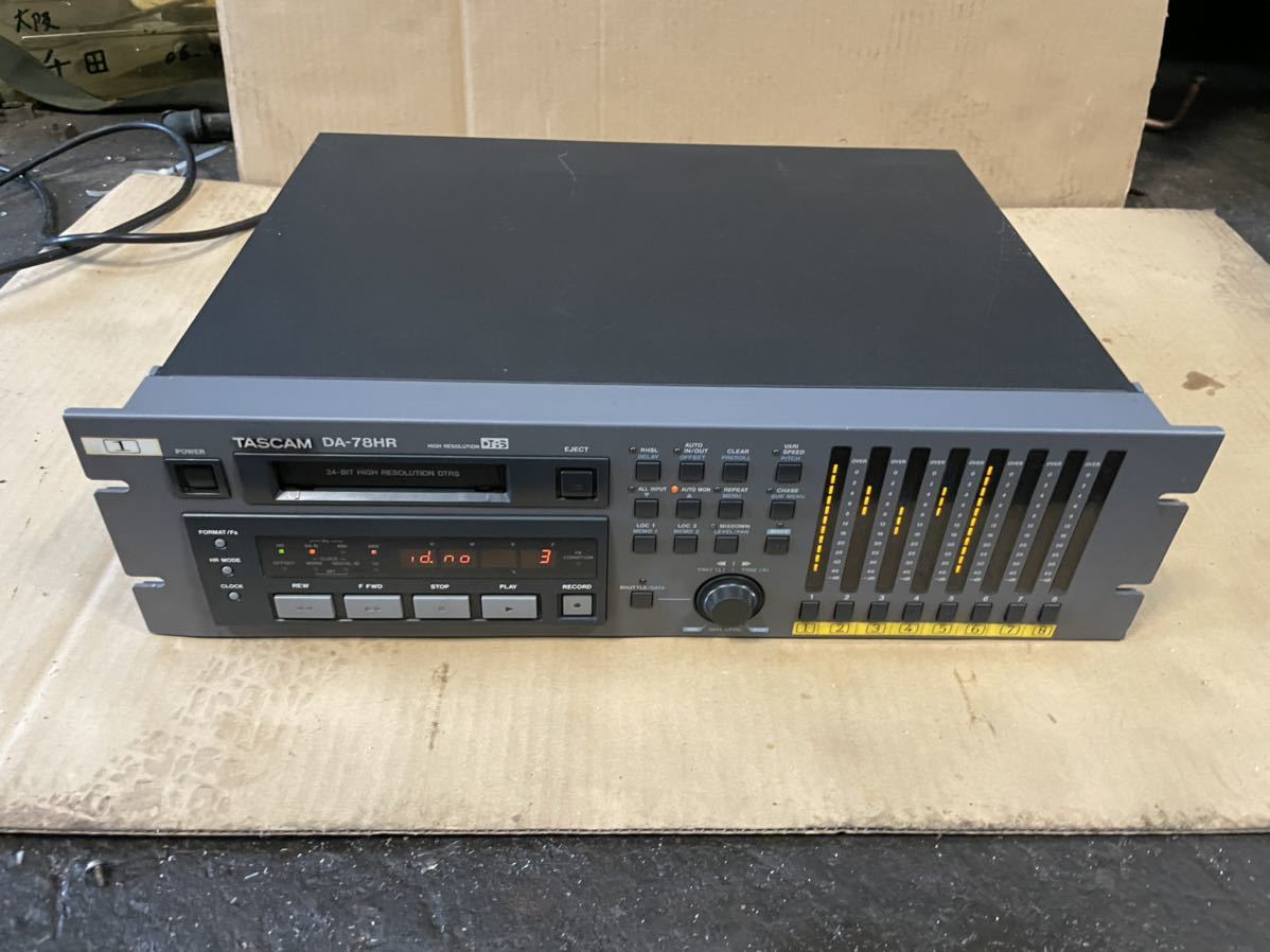 TASCAM デジタル マルチ トラック レコーダー タスカム DA-78HR 通電確認済　現状渡し