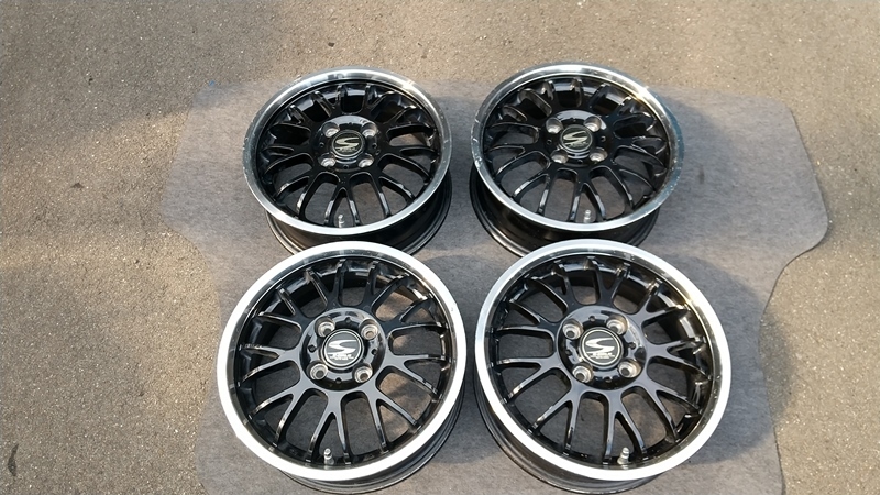 プリウス等 S-HOLD 社外18インチ 100/5穴 タイヤホイール 4本中古 難しい