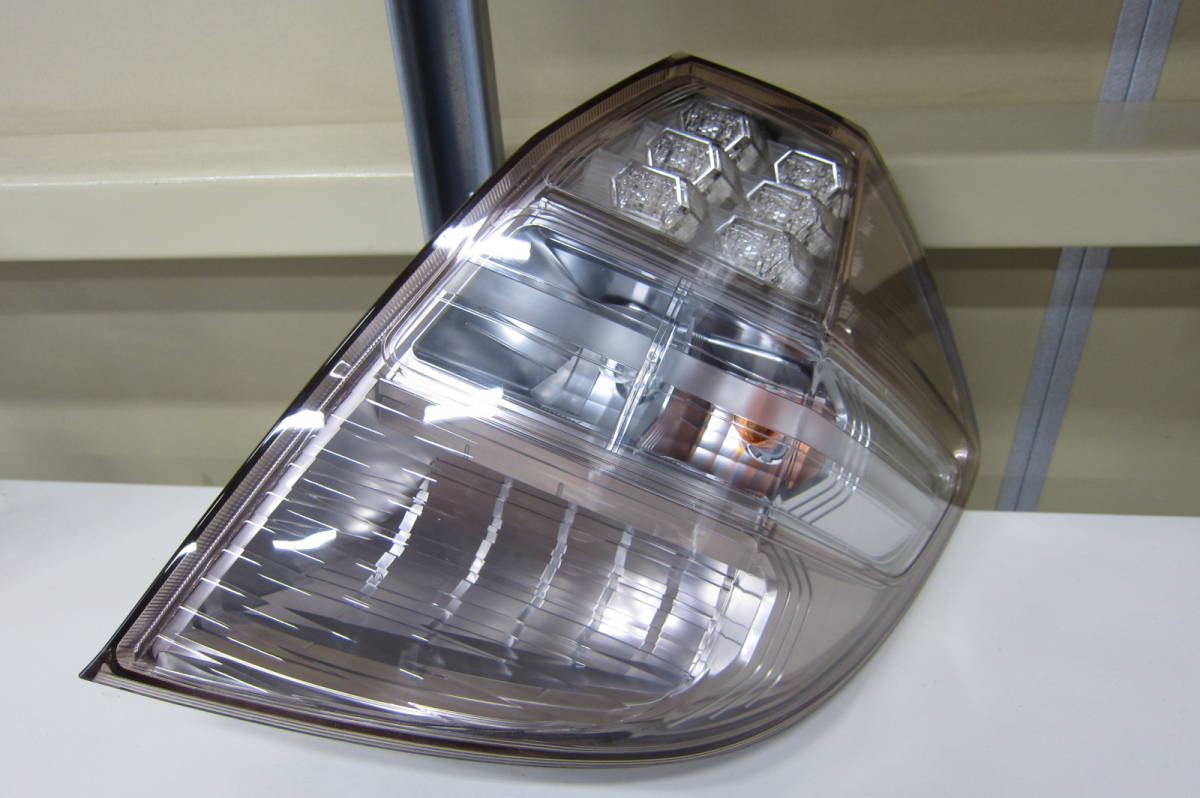 GK 後期 LEDヘッドライト FIT 割れ欠け無し！点灯オッケー！綺麗