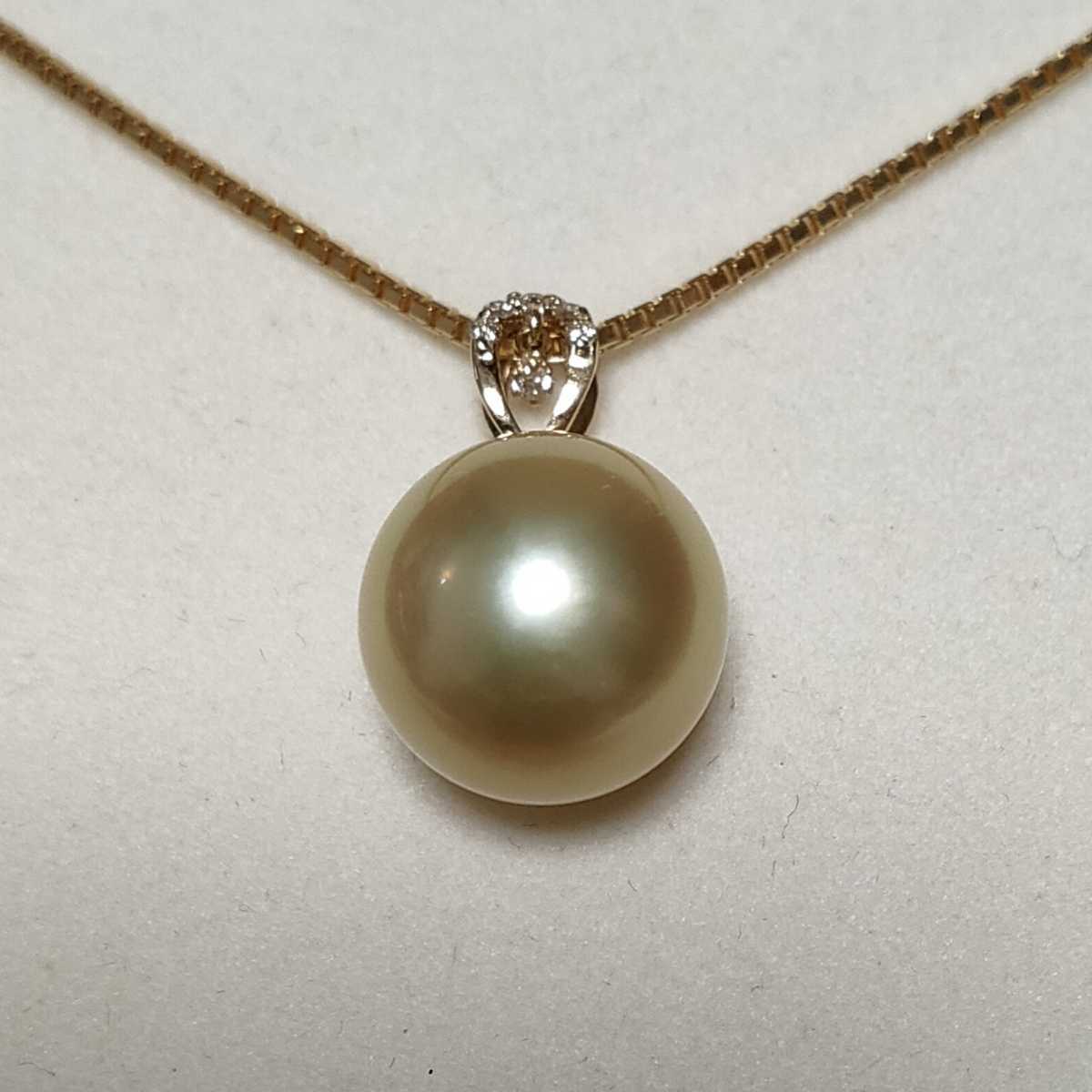 ダイヤモンド×ゴールデンパール ペンダントトップ K18YG 12.2mm 0.03ct 
