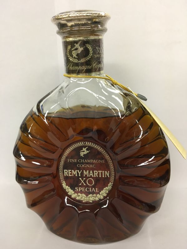 Q246-I28-826 REMY MARTIN レミーマルタン XO SPECIAL コニャック