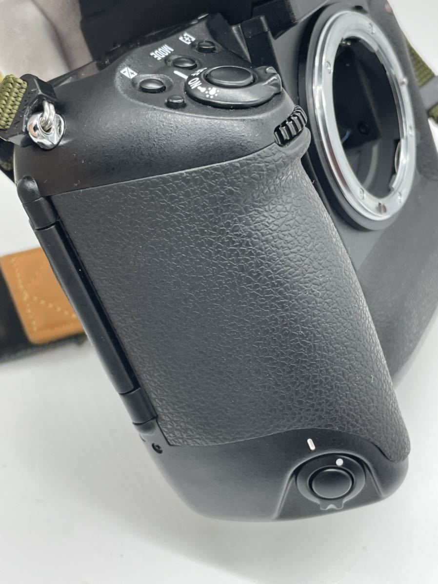 Nikon F5 防湿庫保管 ファインダー綺麗 使用頻度少ない - メルカリ