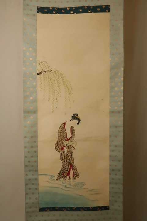 浮世絵 桃山風俗絵図 美人画(美人五人)絹本額入 藤工芸謹製 絹本 – 公式通販 額絵「柳下傘持美人（りゅうかかさもちびじん