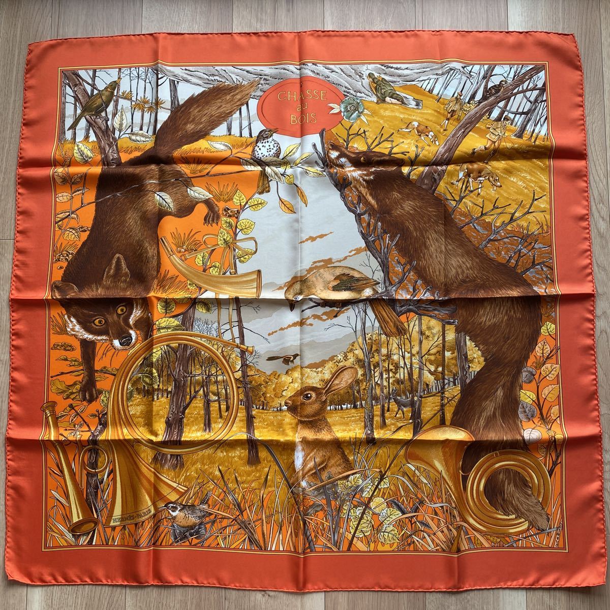 超美品 エルメス シルクスカーフ カレ90 CHASSE AU BOIS 《森の狩猟》