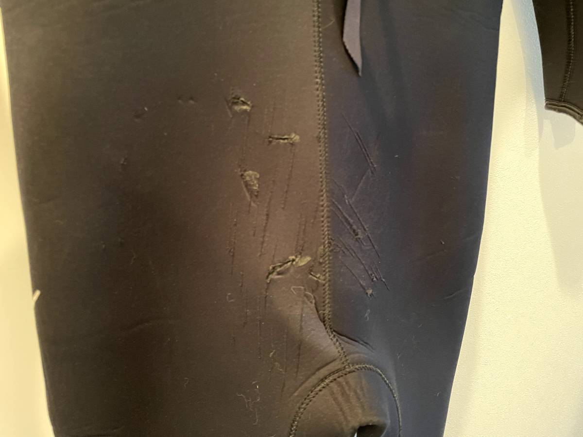 送料込み！中古TUSA メンズ　５mmウエットスーツ_3