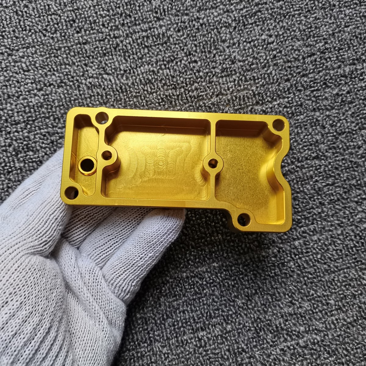 ZRX1200 GPZ900 ZEPHYR1100ビレット ブリーザーカバー（16-0130金）_6