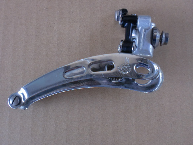 Campagnolo カンパ フロントディレイラー 新品箱付 スーパー Campagnolo カンパ フロントディレイラー 新品箱付 スーパー