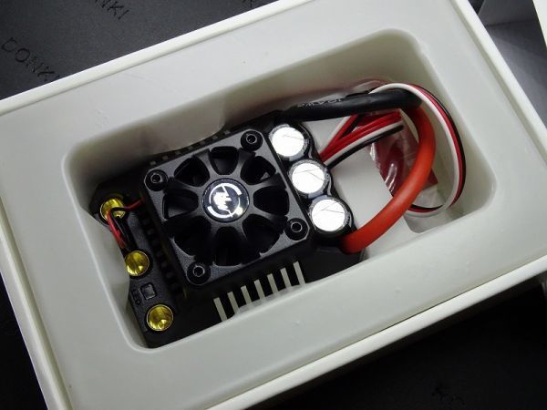【数量限定，品質保証】 HOBBYWING 車用 EZRUN-MAX6-V3 1/6用 160Aアンプ 全天候型防水防塵 TRAXXASコネクター/30105000(アンプ)｜売買されたオークション情報、yahooの商品情報をアーカイブ公開 - オークファン アンプ