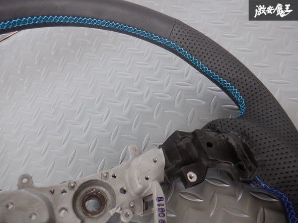 新品即納 在庫有 TRUST トラスト Greddy レクサス USE20 IS-F ISF オールレザー ステアリング ハンドル 3色ステッチ 16610061 GReddy TRUST トラスト Yahoo!オークション 新製品案内 エアー