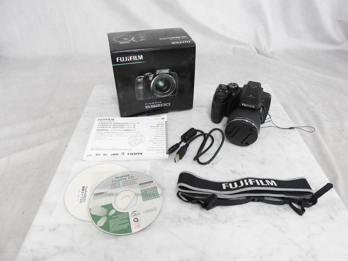 富士フイルム FUJIFILM カメラ FINEPIX S9200 三脚付き デジタル
