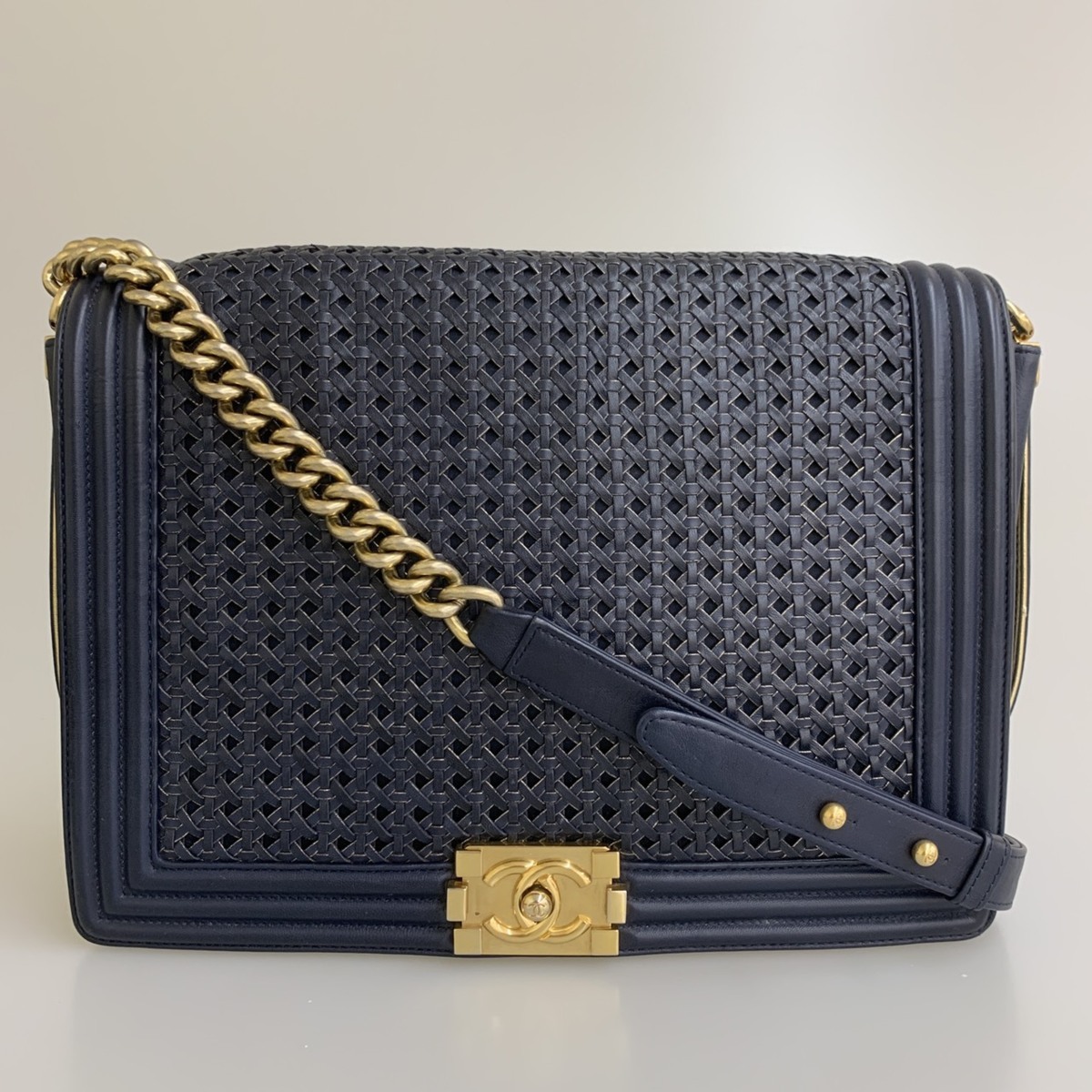 1円スタート 美品 シャネル CHANEL ボーイシャネル ココマーク ショルダーバッグ 19番台 レザー ネイビー N1216
