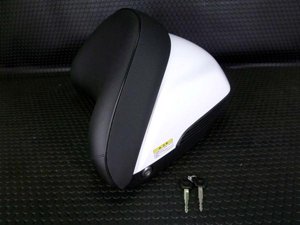 MF10 フォルツァ 汎用 ホンダ純正 クルージングバックレスト(トップ