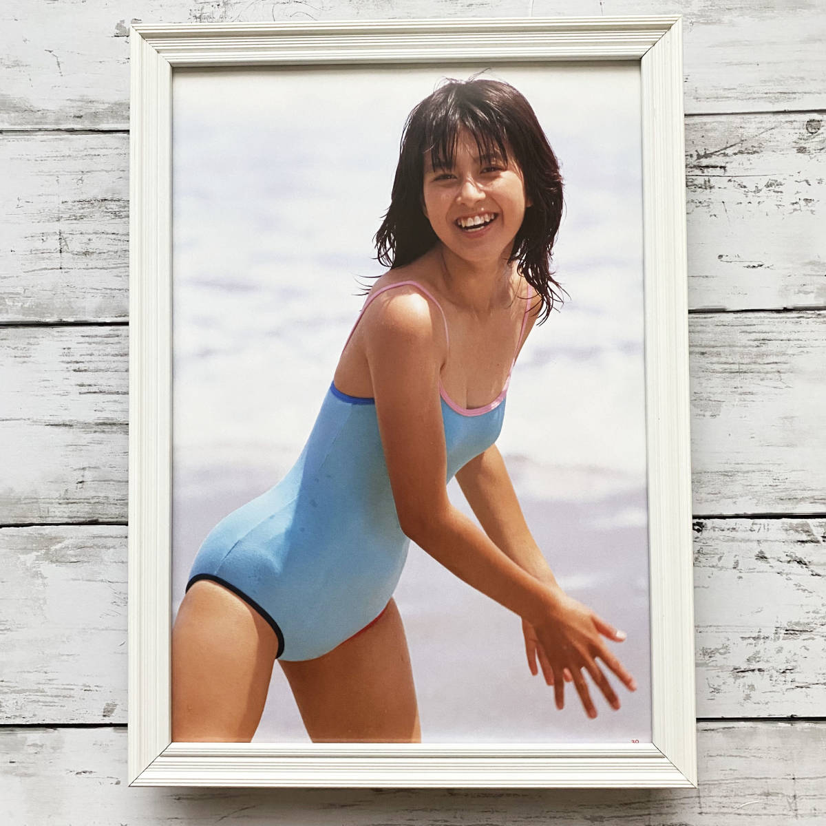 額装品◇森尾由美 /水着・ビキニ/昭和アイドル/若い頃/ポスター風広告