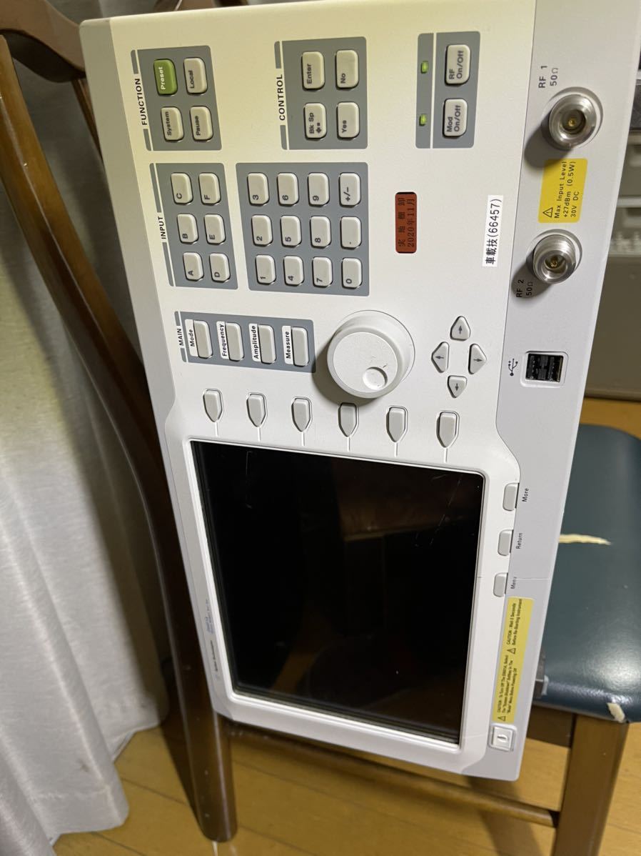 NBC) HP/Agilent/Keysight E6651A （5066M1 ）現品 写真の通り Agilent