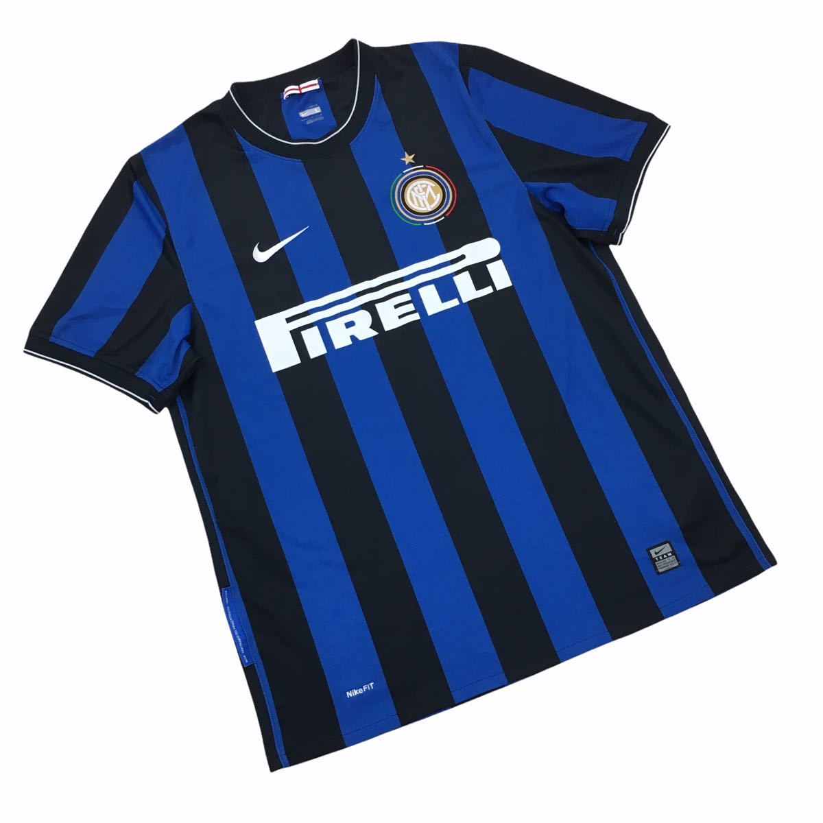 B135 Nike ナイキ インテル セリエａ インテル ミラノ ユニフォーム レプリカ 半袖シャツ トップス サッカー Nike Fit ブルー ブラック L ユニフォーム 売買されたオークション情報 Yahooの商品情報をアーカイブ公開 オークファン Aucfan Com