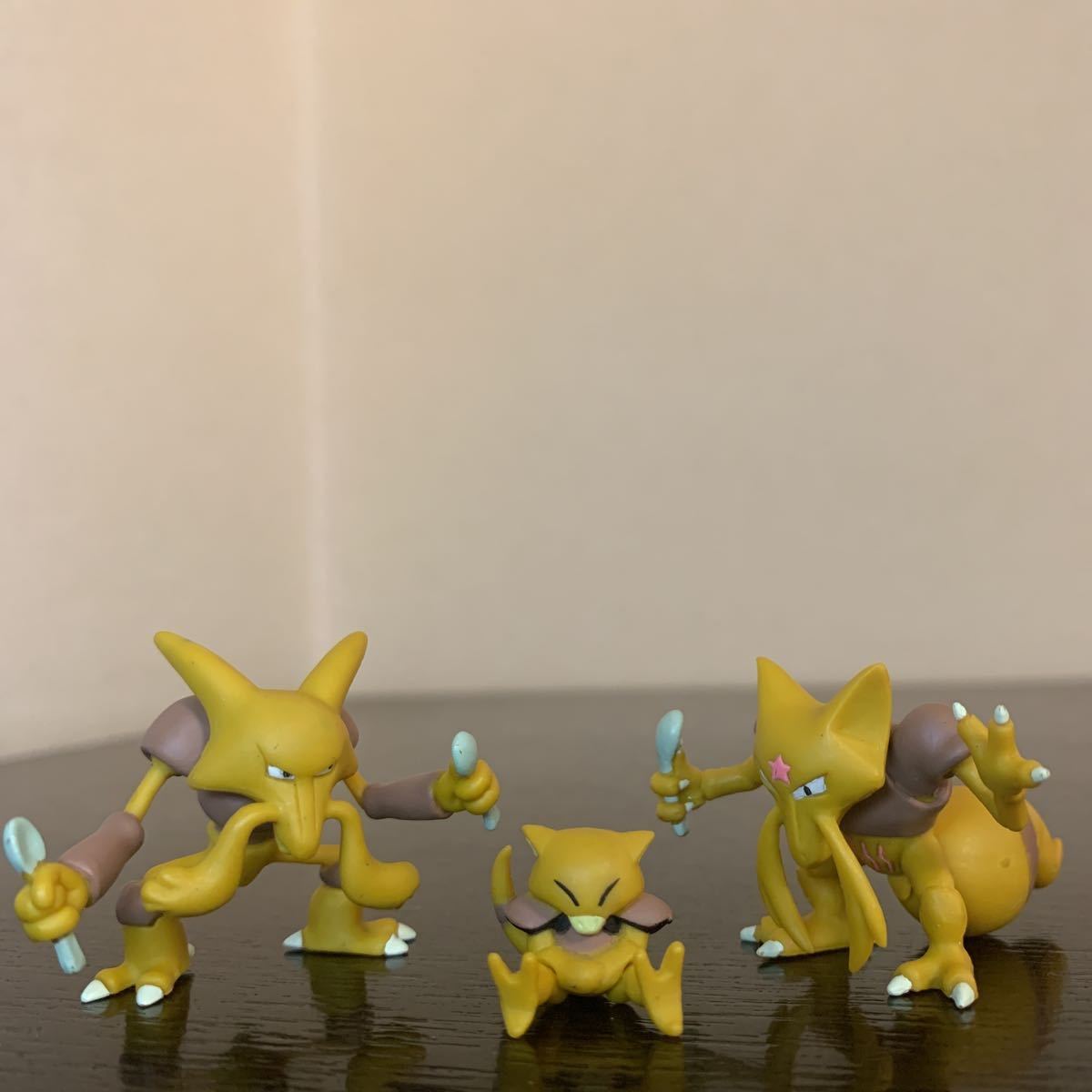 立体ポケモン図鑑 ケーシィ ユンゲラー フーディン ポケモン