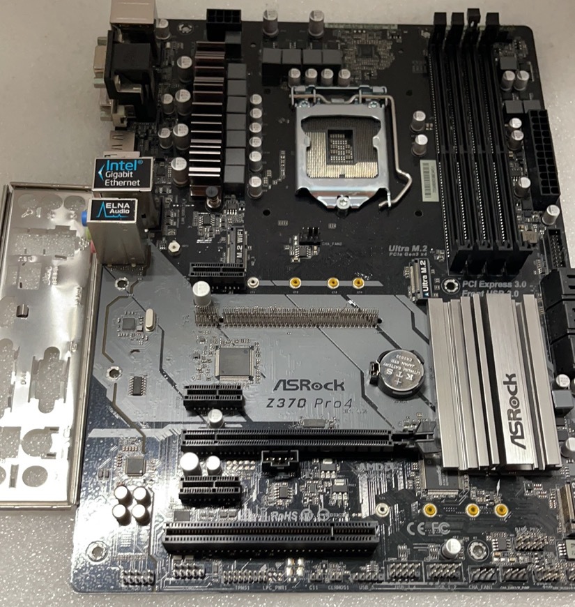Pro4 Z370 ASRock 純正新品CPUクーラー付き 8世代マザーボード z370の