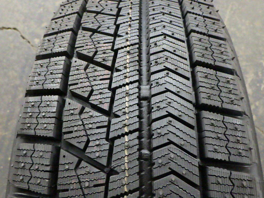 248ym)ラスト2セット★激安!ＢＳ未使用スタッドレス4本セット★１６５/５５Ｒ１５★スペーシア・ピクシス・Ｎ-ＢＯＸ・タント・デイズ等に | トップバランス 890g R08002 柄タイプ YM-8002H(DBR)