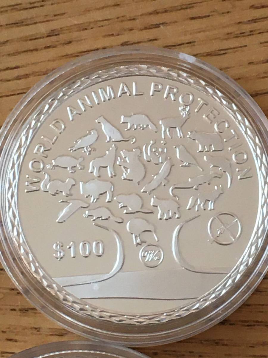 世界保護動物、鳥 1オンス 記念銀貨、カラーコイン、メダル パンダ、コアラなど 13枚