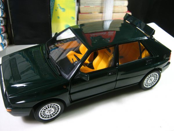 ミニカー●京商 1/18●ランチア・デルタ HF インテグラーレ●ダークグリーン