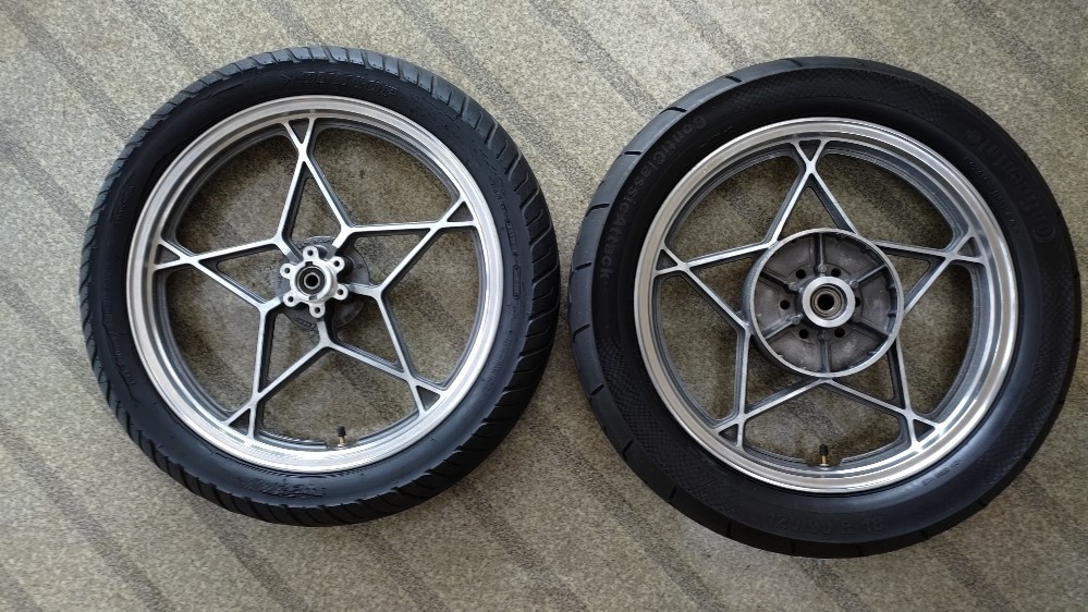 スズキ純正 旧車用 星型ホイール GS750 GS1000 ENKEI フロント19×1.85 リア