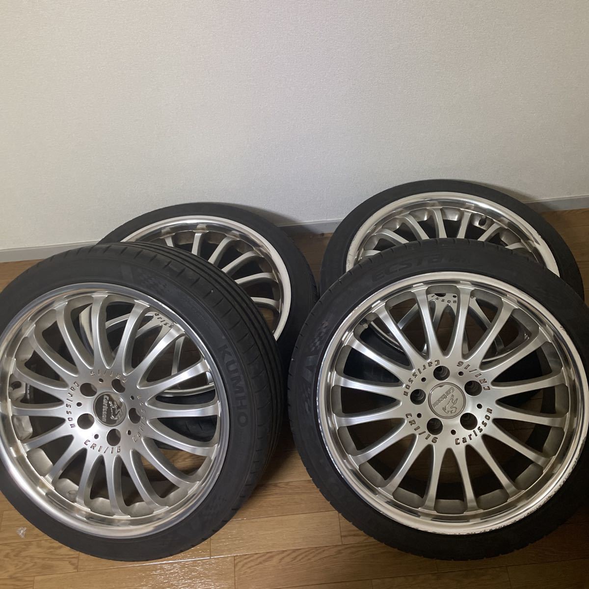 Carlsson CR1/11 19インチ8.5J 10J+40 114.3