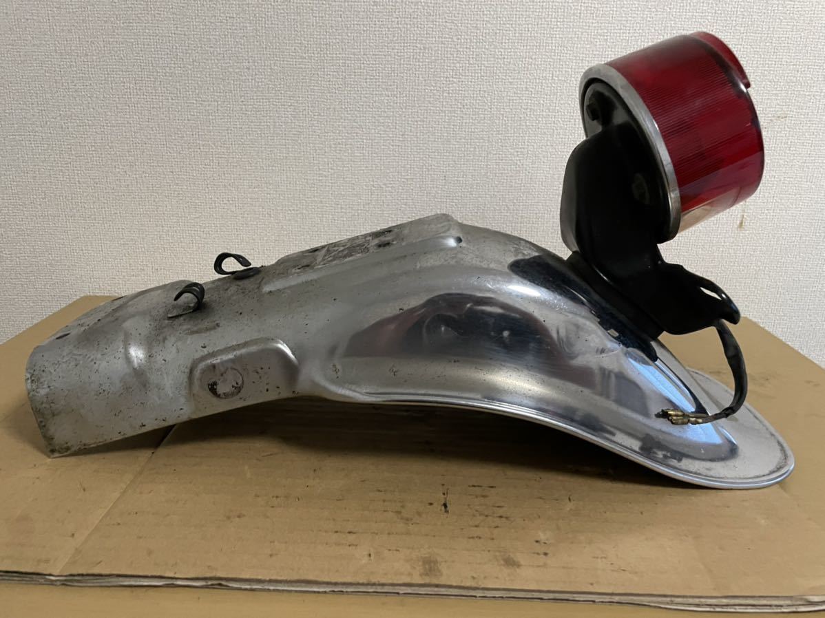 Z1.Z2 リアフェンダー　純正　当時 Z1.Z2用リアフェンダー テールランプ当時物 純正カワサキ Z1 Z2 純正
