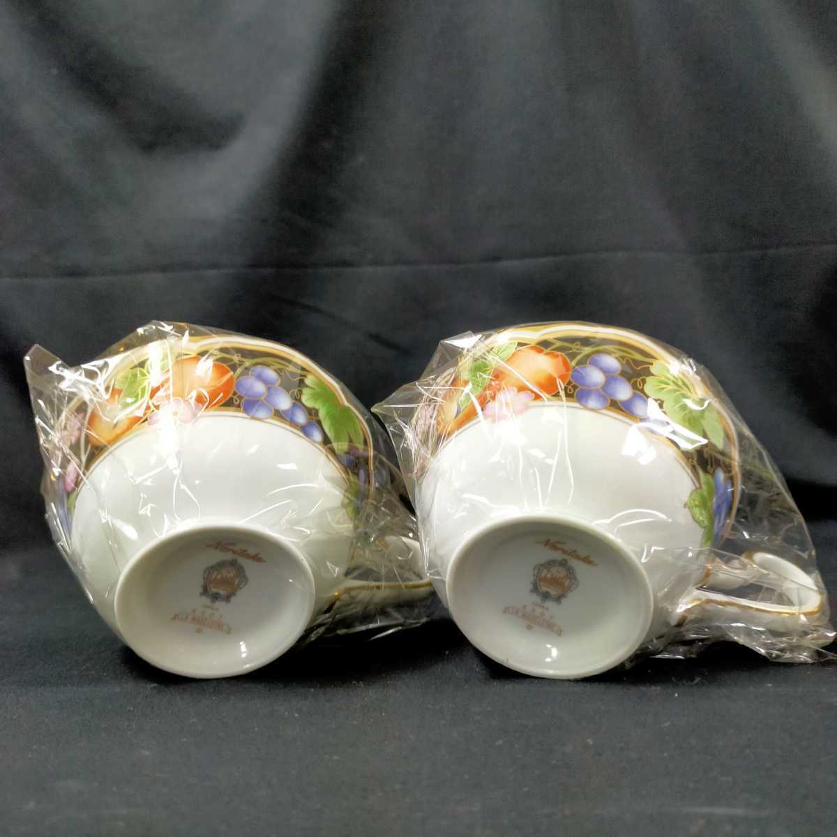 新品 未使用 Noritake LA MADELEINE カップ&ソーサー 2客セット 金彩 