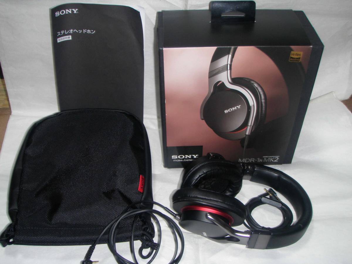 新品同様SONY MDR-1R MK2 有線リケーブルヘッドホン レビュー