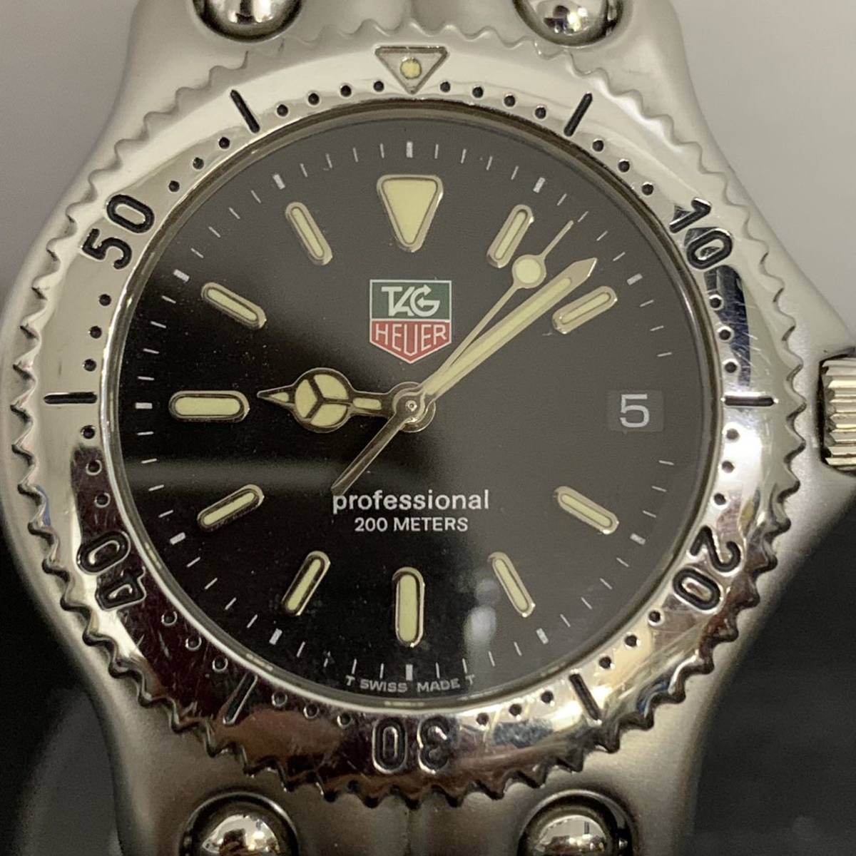 Q84 稼働品 TAG HEUER タグホイヤー Professional 200 meters クォーツ 
