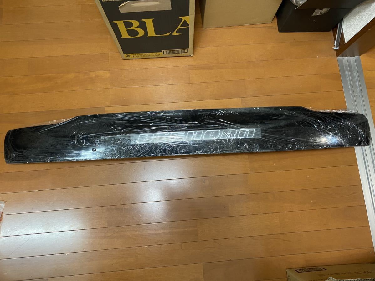 いすゞビッグホーン 新品バグガード ボンネットガード UBS69，25用