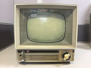 レトロ ナショナル テレビのYahoo!オークション(旧ヤフオク!)の相場