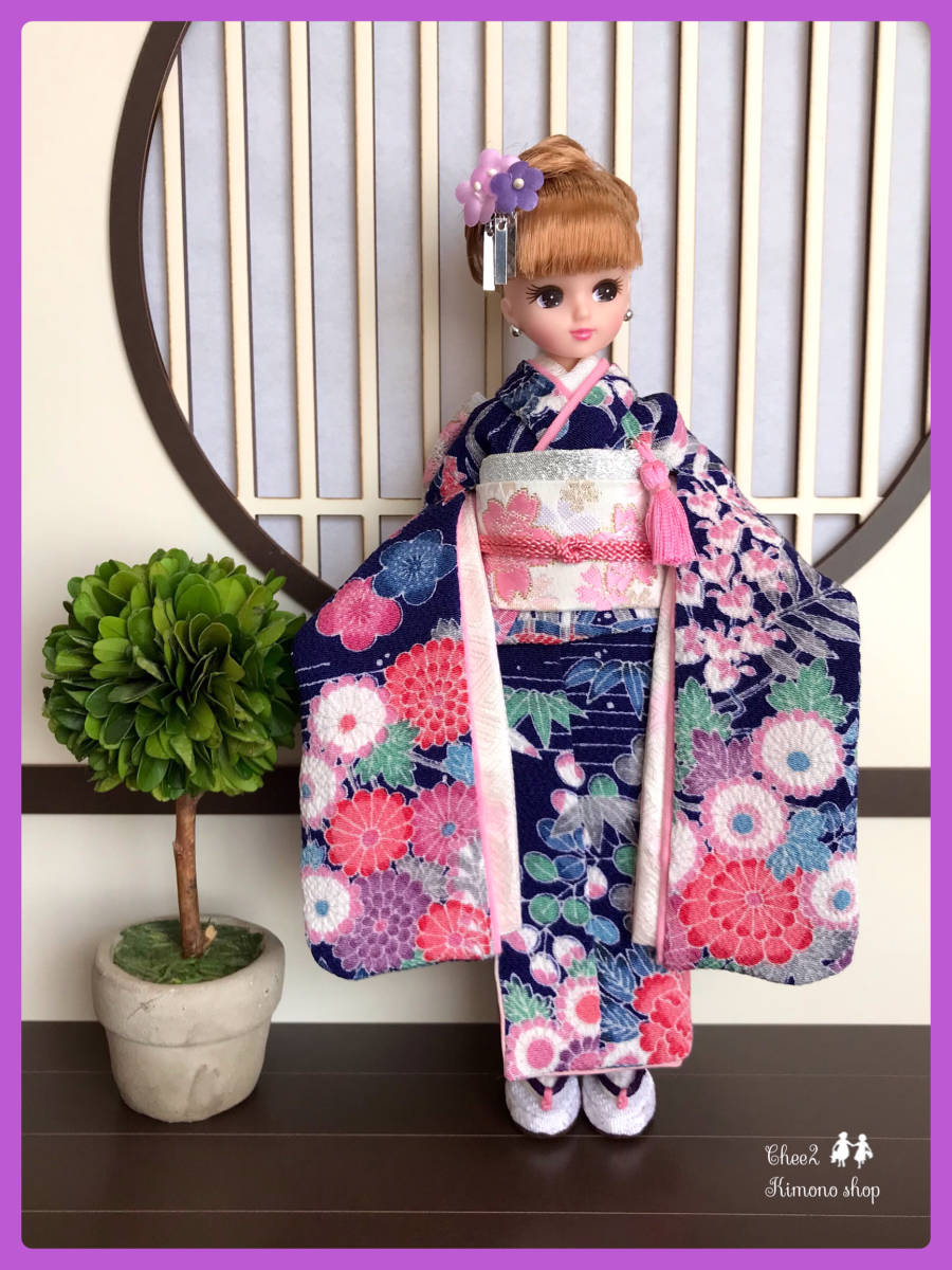 ◇◇◇リカちゃん着物・振袖・草履付き◇正絹ちりめん生地・和花尽くし
