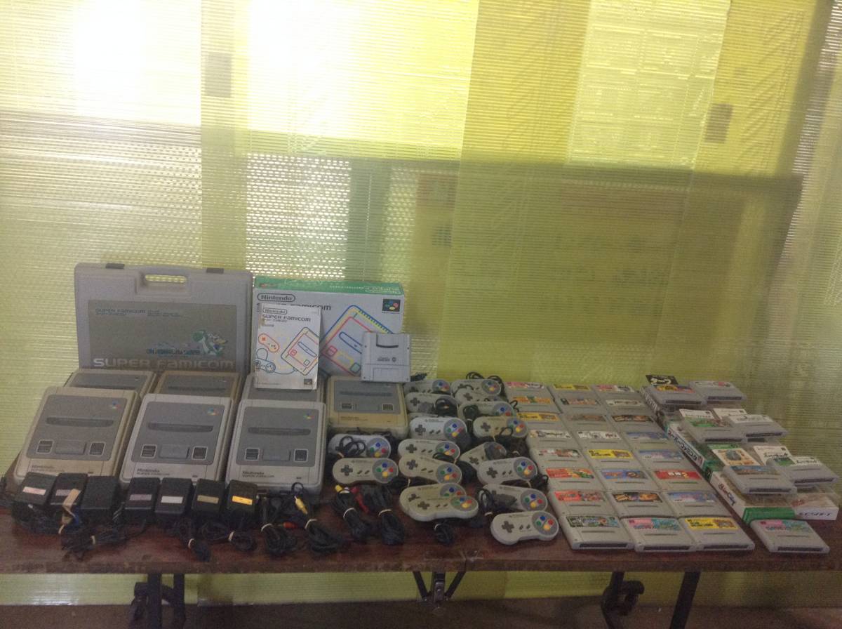 Nintendo Super Famicom 7consoles 18controllers 31games 任天堂 スーパーファミコン 本体7台 コントローラー18台 ソフト31本 動作品有