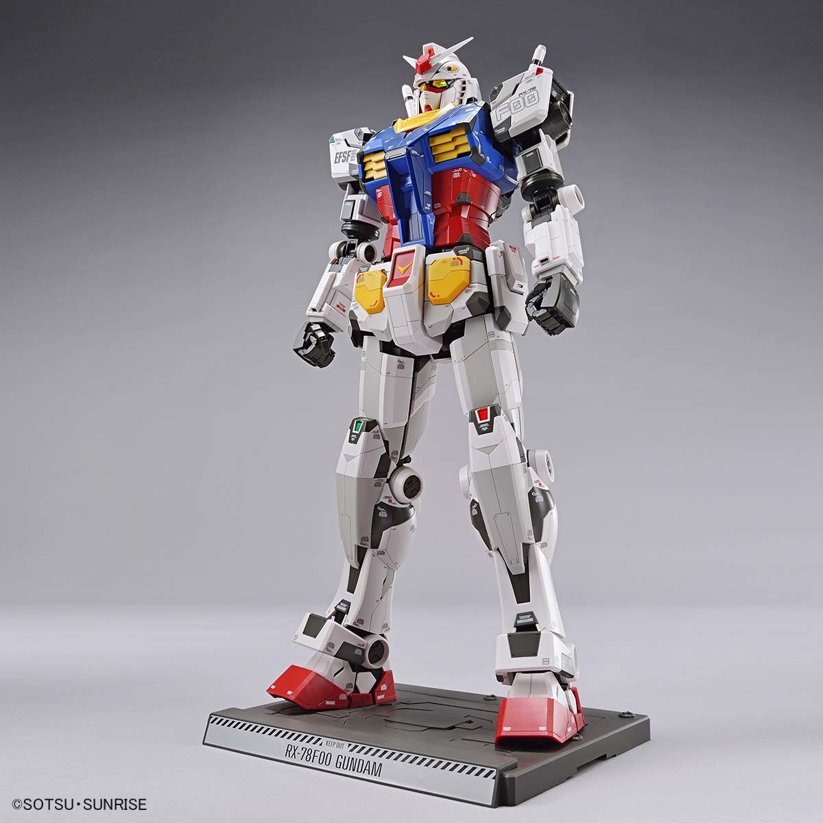 ガンダムファクトリー横浜限定 1／48 RX-78F00 ガンダム GUNDAM