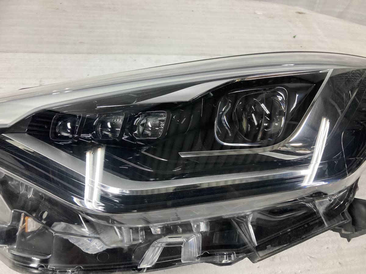 C-HR ZYX11NGX10 後期 右ヘッドライト 10-116 打刻10 C-HR ZYX11NGX10 後期 右ヘッドライト 10-116 打刻10 - メルカリ