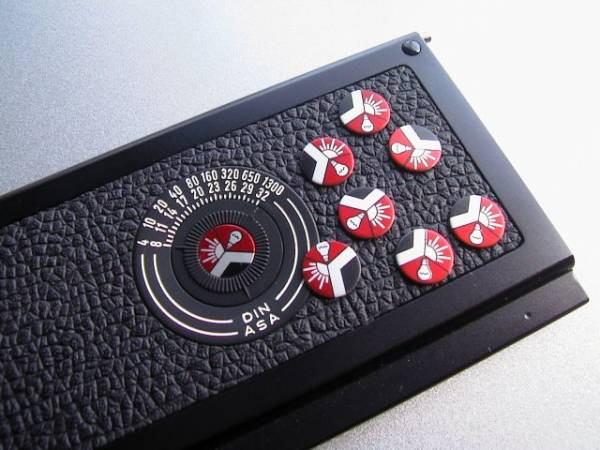 ライカM3.M2.M4用バックドア ライカ純正品 新品 バックドア フィルムインジケーター M2 M3 M4