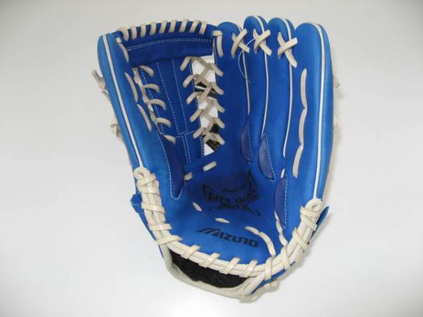 MIZUNO　外野手用グローブ_1