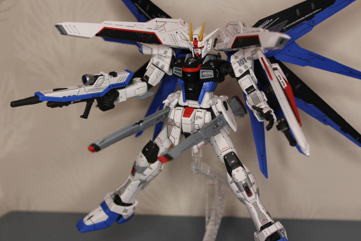 フルメカニクス 1 100 Zgmf X10a フリーダムガンダム ｖｅｒ ｇｃｐ 完成品 完成品 売買されたオークション情報 Yahooの商品情報をアーカイブ公開 オークファン Aucfan Com