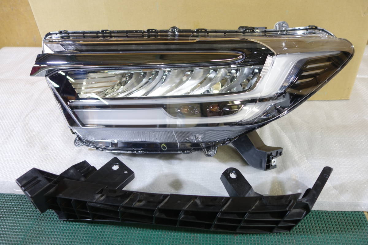  11583 RC1 RC2 RC4 後期 R2/11 オデッセイ 純正 LED 左 ヘッドライト STANLEY W5847 打刻 J3(ヘッドライト)｜売買されたオークション情報、yahooの商品情報をアーカイブ公開 - オークファン ホンダ用