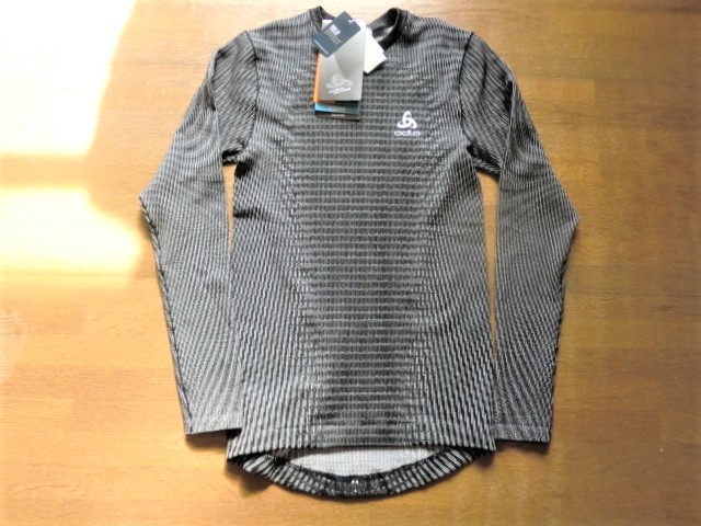 新品　オドロ（ODLO） SUW フューチャースキンWARMロングシャツ　　12650円(税込)　　コンプレッション インナー