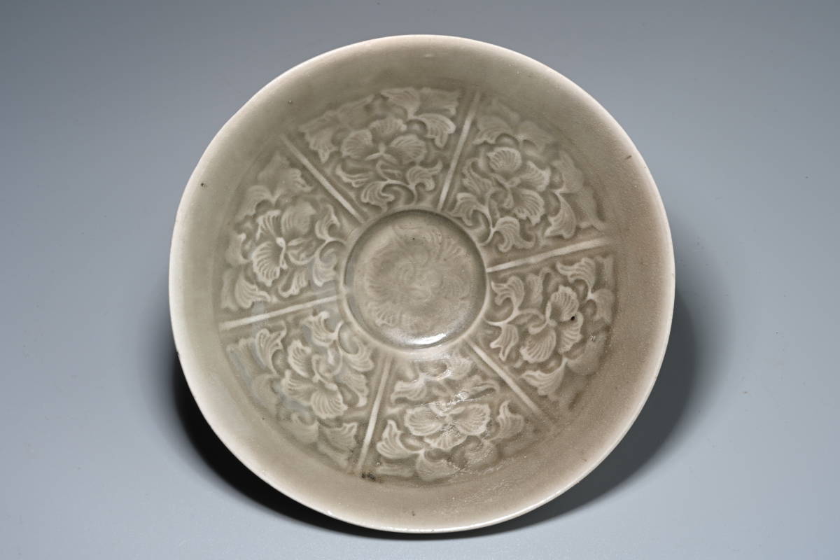 耀州窯 茶碗 宋時代 青磁 中国 共箱 唐物 中国古玩 時代物 中国美術