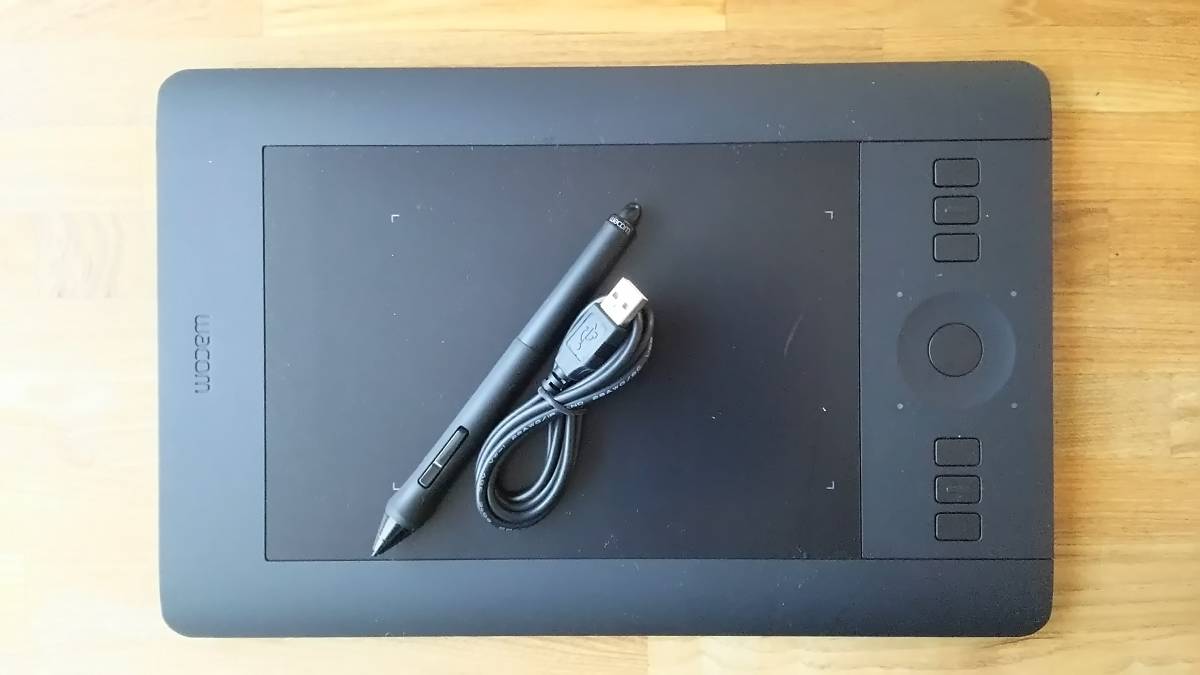 Wacom Intuos Pro small PTH-451 ワコム ペンタブレット 入力装置