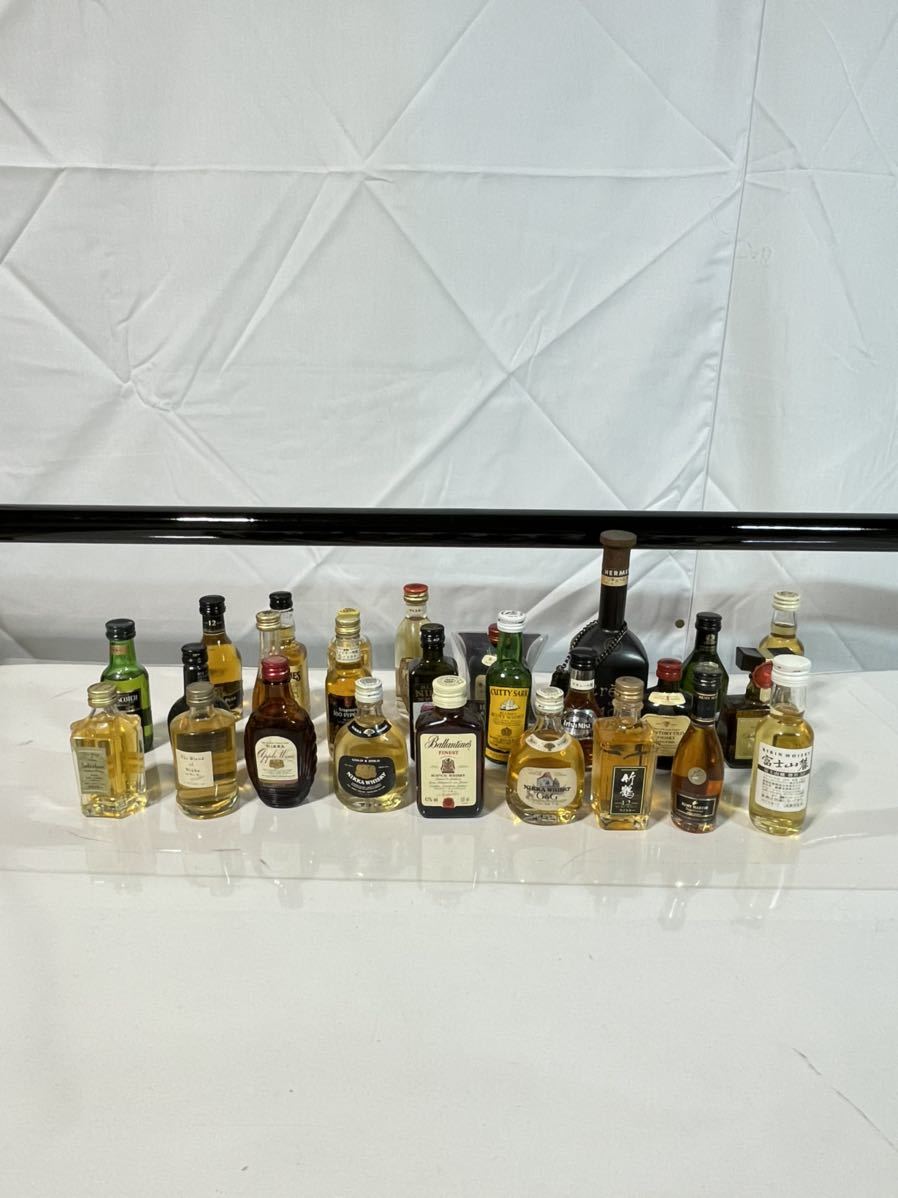 【未開栓】ブランデーほか 4本セット 古酒 未開栓】古酒 ウイスキー ブランデー ミニボトル サントリー/ニッカ