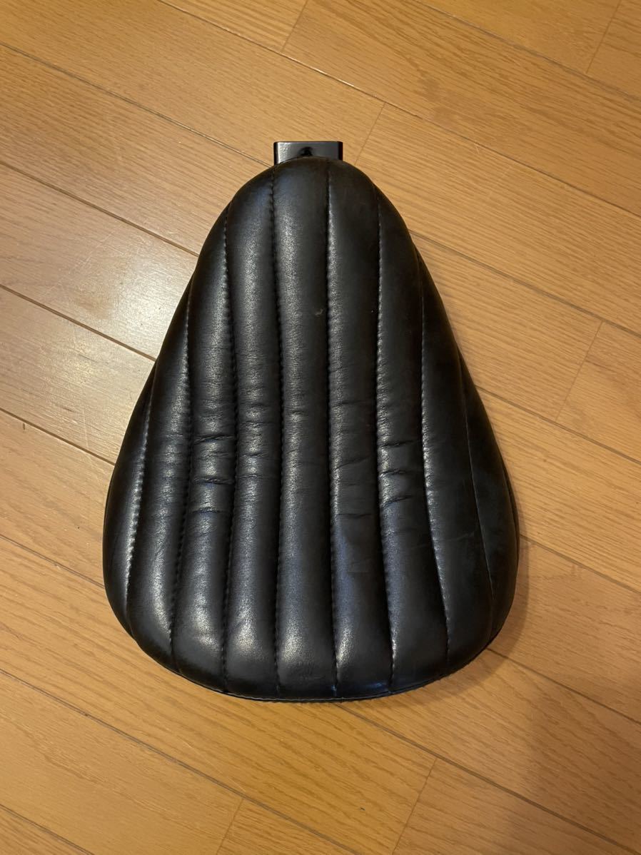 本革　ソロシート　ハーレー チョッパー ボバー　SR ショベル　エボ ソロシート 汎用 検索 ハーレー SR400 ボバー チョッパー エボ