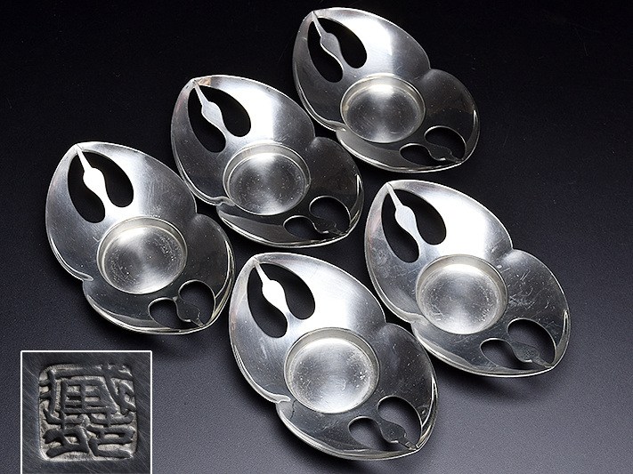 錫製 茶器セット 急須 茶托5客 建水 茶壺 箱付 煎茶道具 茶道具 美術品