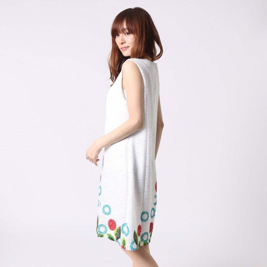 Desigual/デシグアル】ノースリーブワンピース/ホワイトレース Desigual/デシグアル】ノースリーブワンピース/ホワイトレース