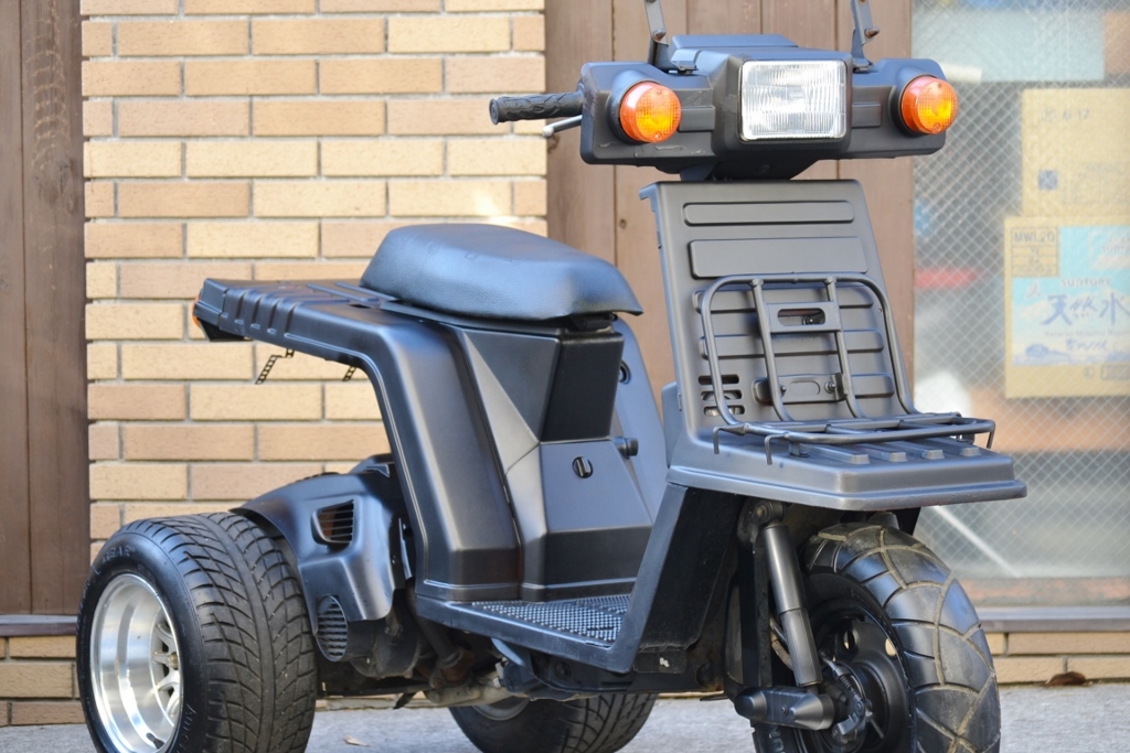 ホンダ　ジャイロX TD01 2スト　外装塗装済み ジャイロX(TD01) ホンダ ジャイロX TD01 2スト 外装塗装済み