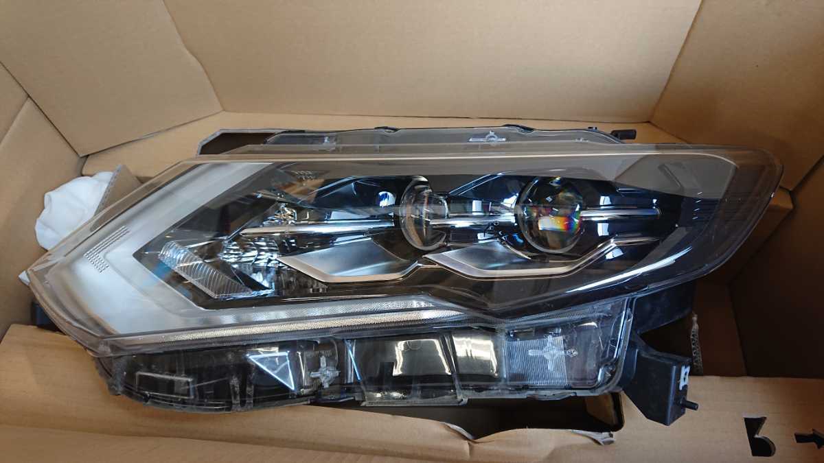エクストレイル T32 LED ヘッドライト 日産 後期 左 純正 NT32 前期 