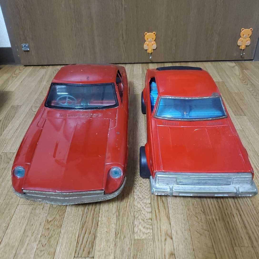 昭和レトロ】ブリキの車 13cm（2台） 昭和レトロ】ブリキの車 13cm（2台）